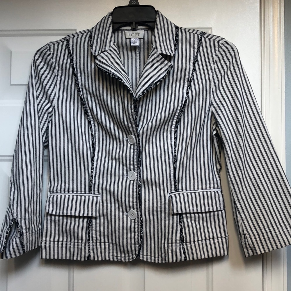 Loft Women’s 6 blazer